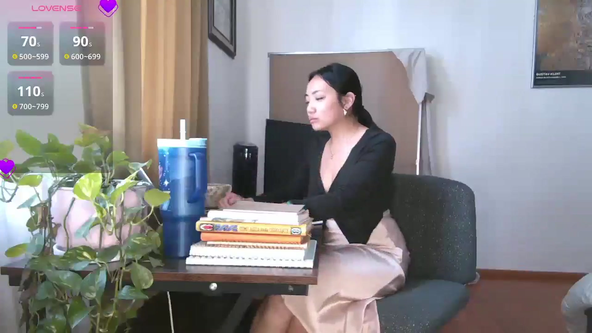 Gallery image thumbnail from yumihana__26's myfreecams stream on, 03/25/2026, 20:42 image 15 of 20