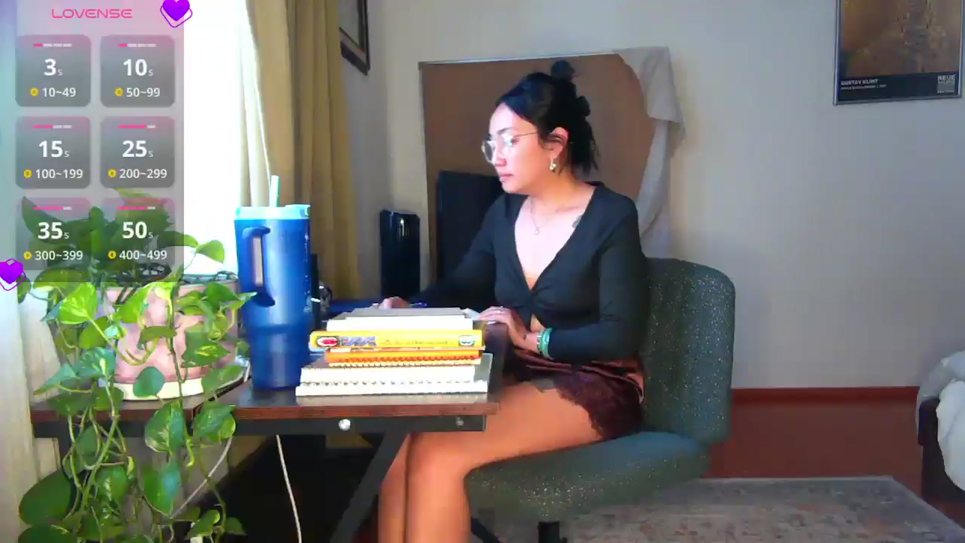 Gallery image thumbnail from yumihana__26's myfreecams stream on, 03/31/2026, 18:49 image 16 of 20