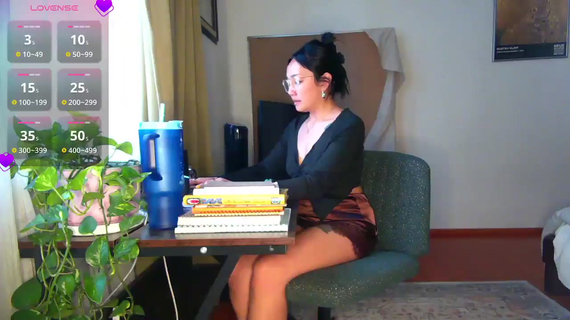 Gallery image thumbnail from yumihana__26's myfreecams stream on, 03/31/2026, 18:49 image 15 of 20