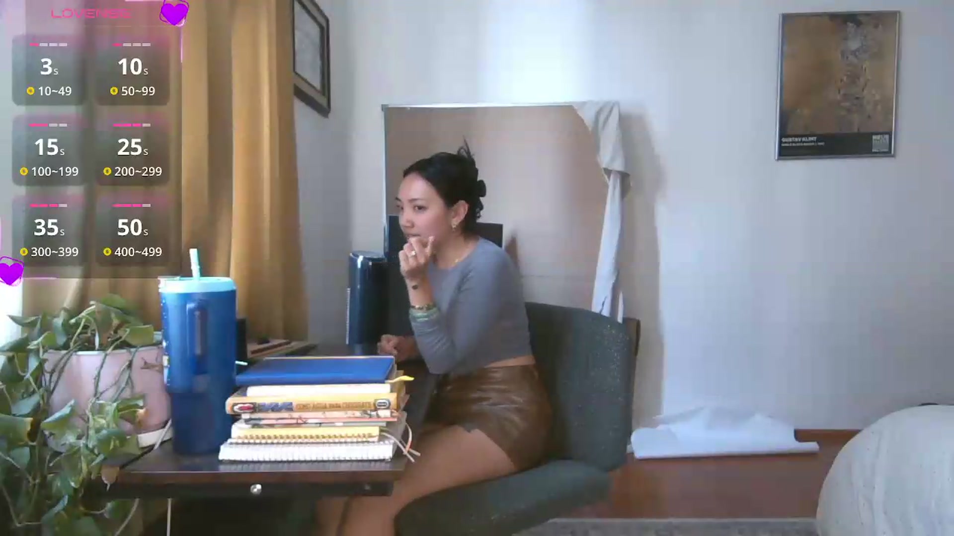 Gallery image thumbnail from yumihana__26's myfreecams stream on, 05/18/2026, 19:40 image 17 of 20