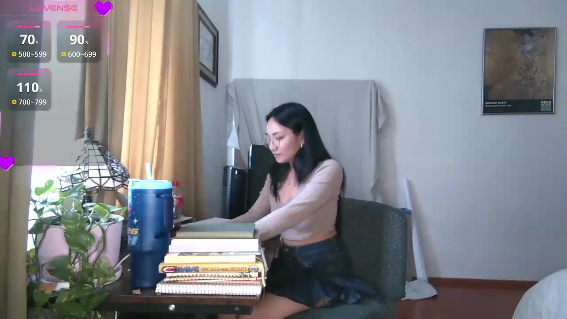 Gallery image thumbnail from yumihana__26's myfreecams stream on, 06/10/2026, 18:42 image 7 of 20