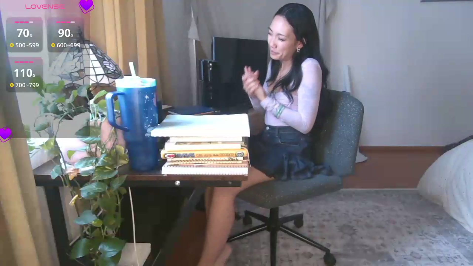 Gallery image thumbnail from yumihana__26's myfreecams stream on, 06/25/2026, 19:21 image 4 of 20