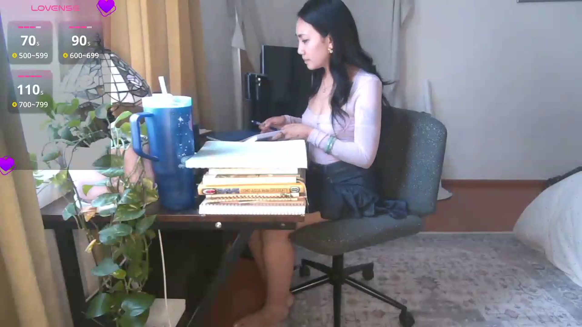 Gallery image thumbnail from yumihana__26's myfreecams stream on, 06/25/2026, 19:21 image 12 of 20