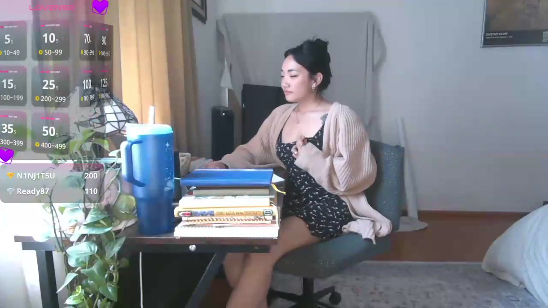 Gallery image thumbnail from yumihana__26's myfreecams stream on, 07/10/2026, 17:36 image 5 of 20