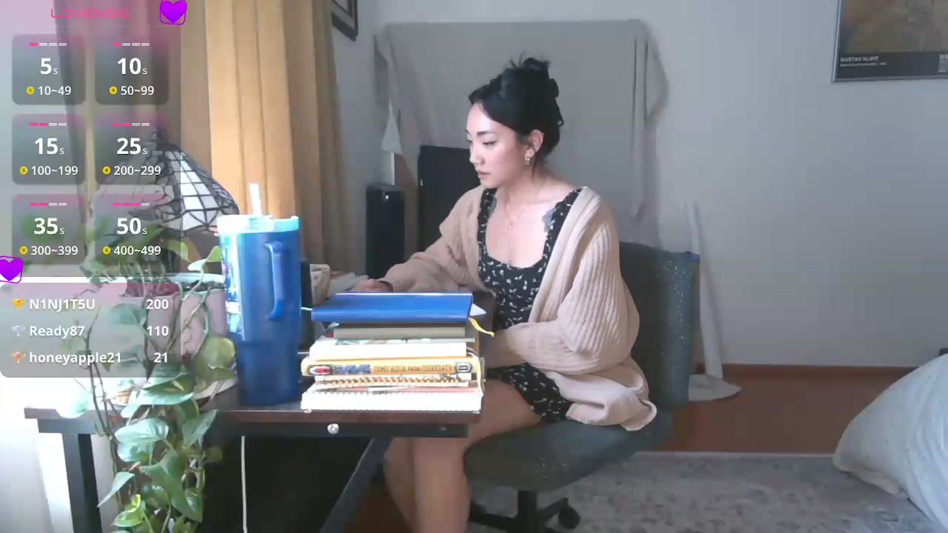 Gallery image thumbnail from yumihana__26's myfreecams stream on, 07/10/2026, 17:36 image 19 of 20