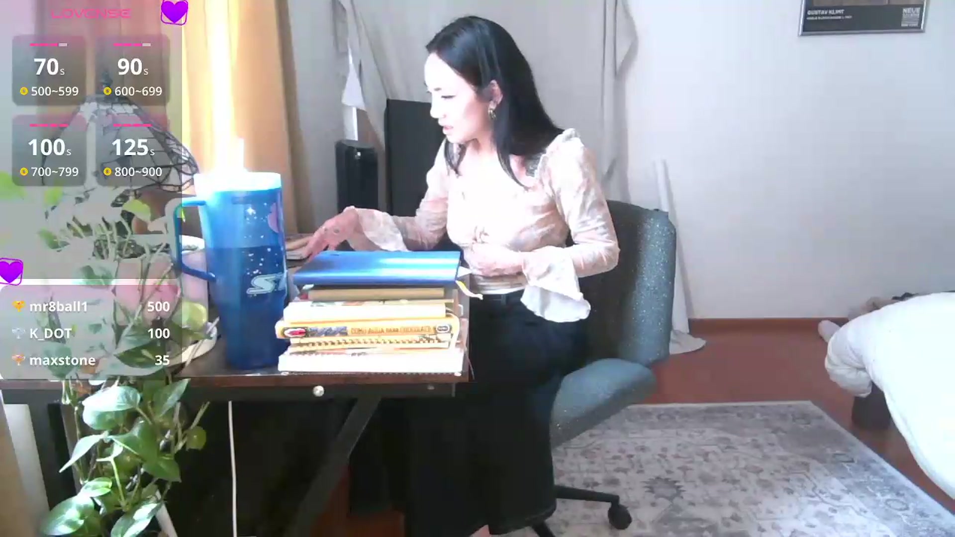Gallery image thumbnail from yumihana__26's myfreecams stream on, 07/17/2026, 16:30 image 17 of 20