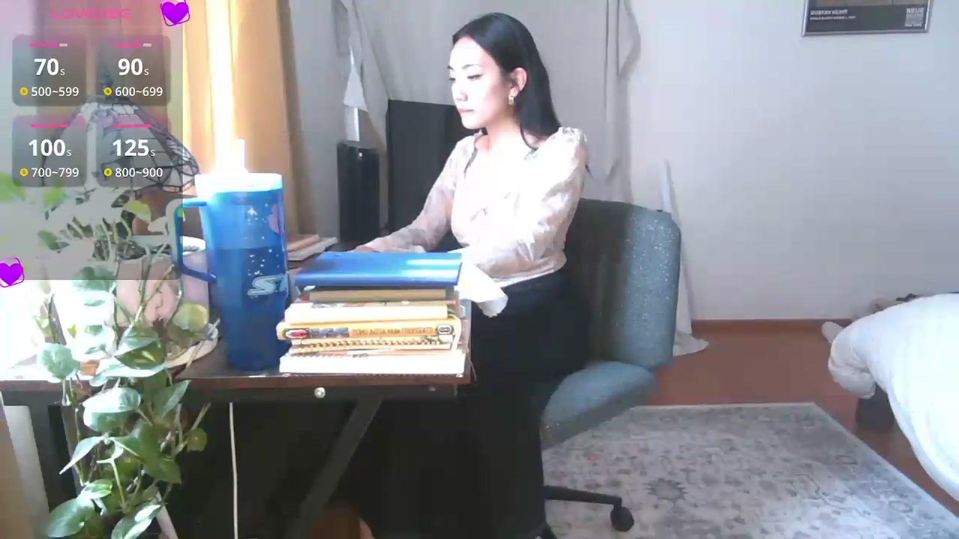 Gallery image thumbnail from yumihana__26's myfreecams stream on, 07/17/2026, 16:30 image 9 of 20