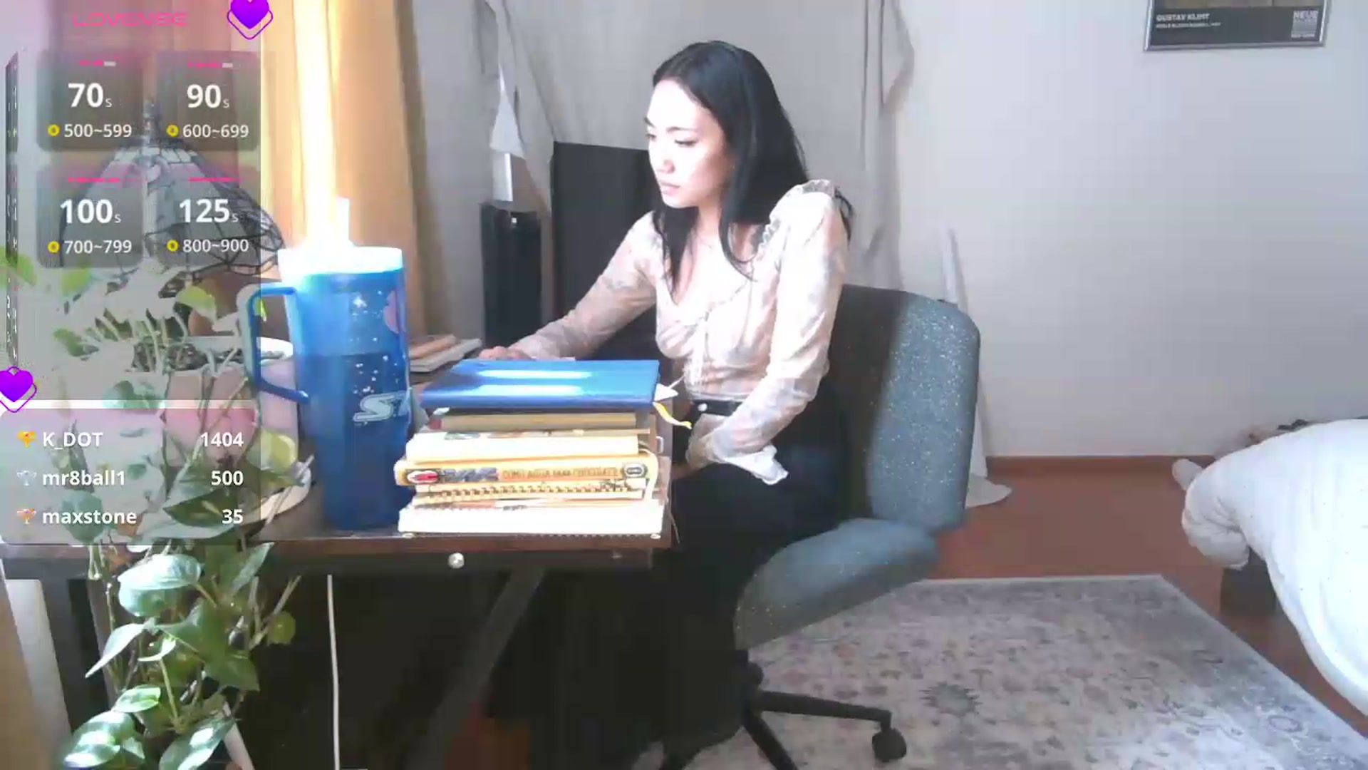 Gallery image thumbnail from yumihana__26's myfreecams stream on, 07/17/2026, 16:43 image 15 of 20