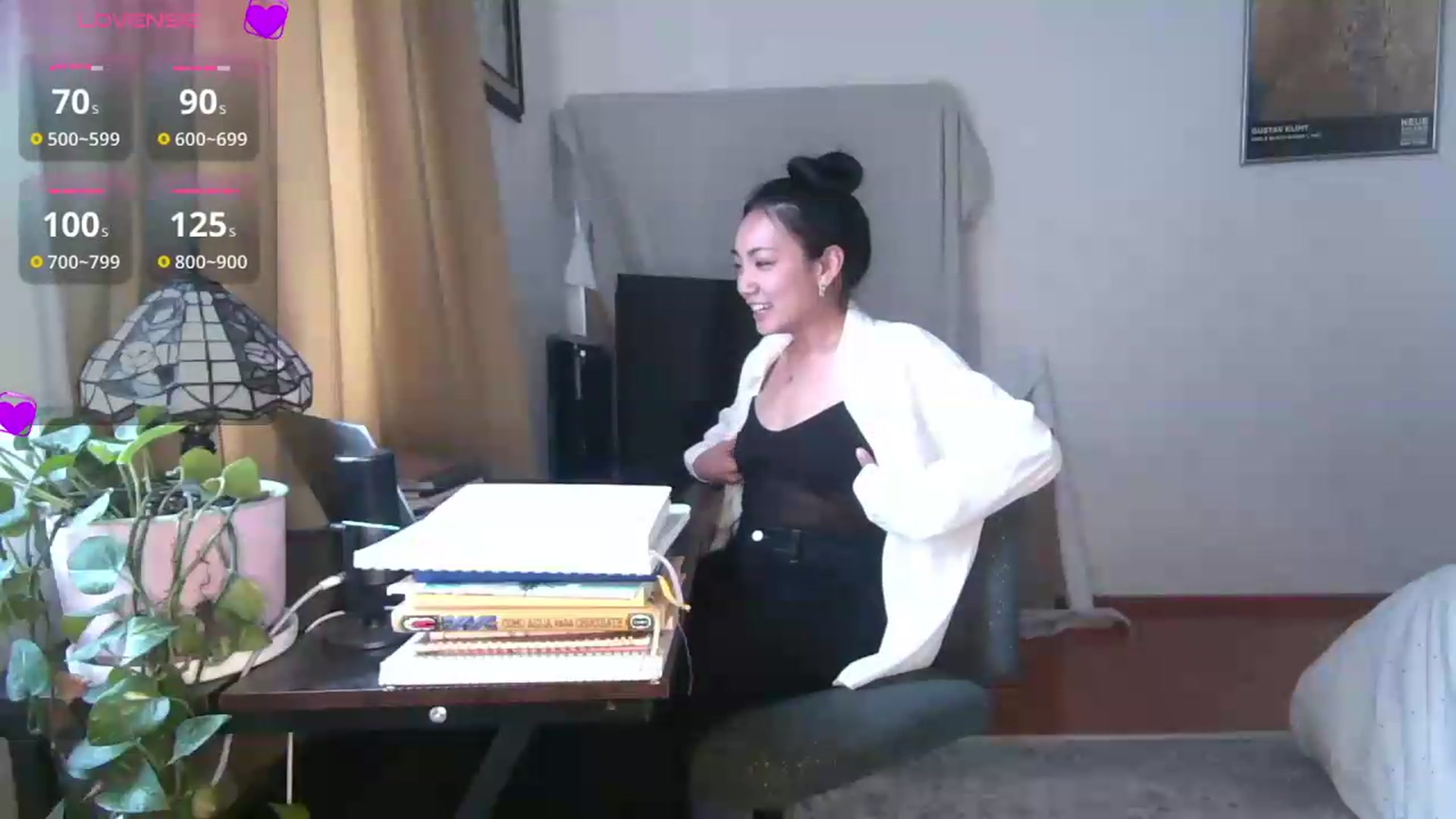 Gallery image thumbnail from yumihana__26's myfreecams stream on, 08/11/2026, 18:48 image 8 of 20