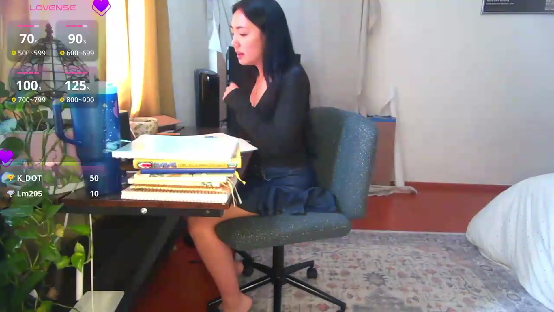 Gallery image thumbnail from yumihana__26's myfreecams stream on, 08/14/2026, 15:42 image 12 of 20