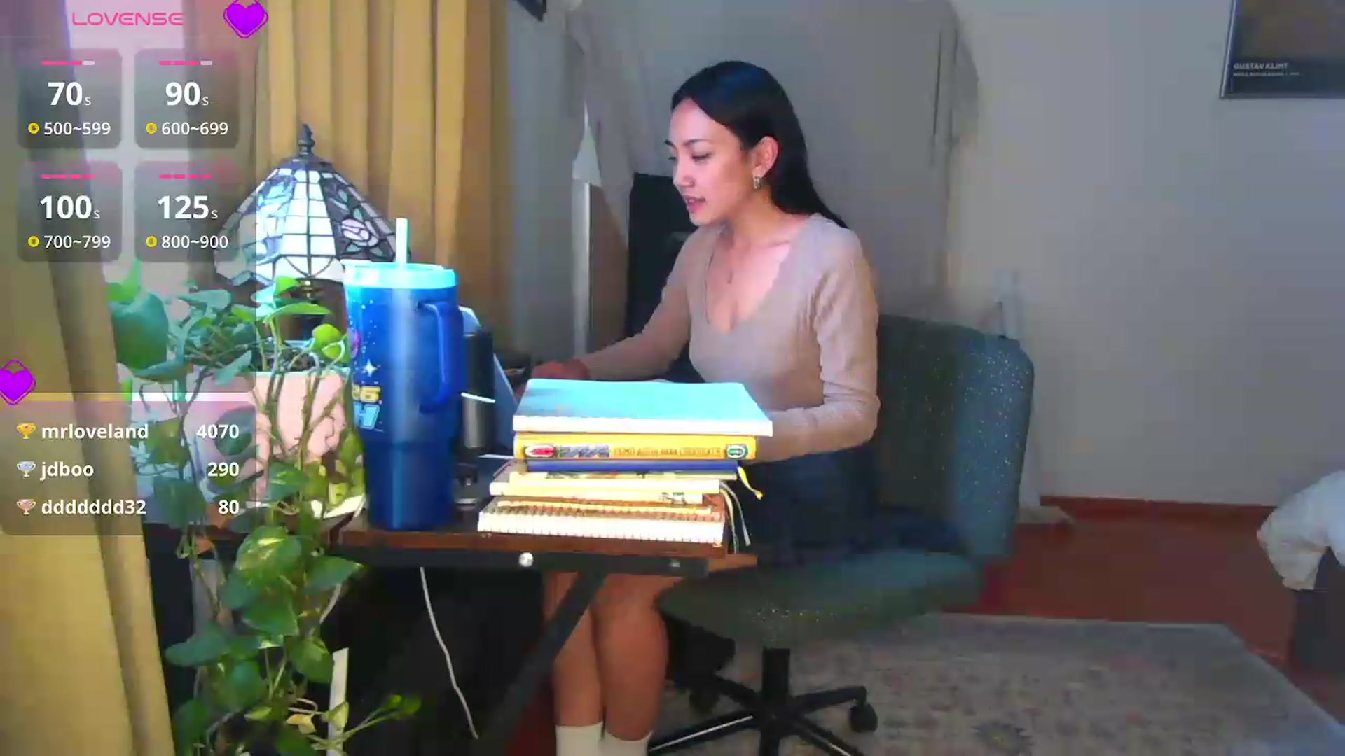 Gallery image thumbnail from yumihana__26's myfreecams stream on, 08/25/2026, 21:55 image 5 of 20