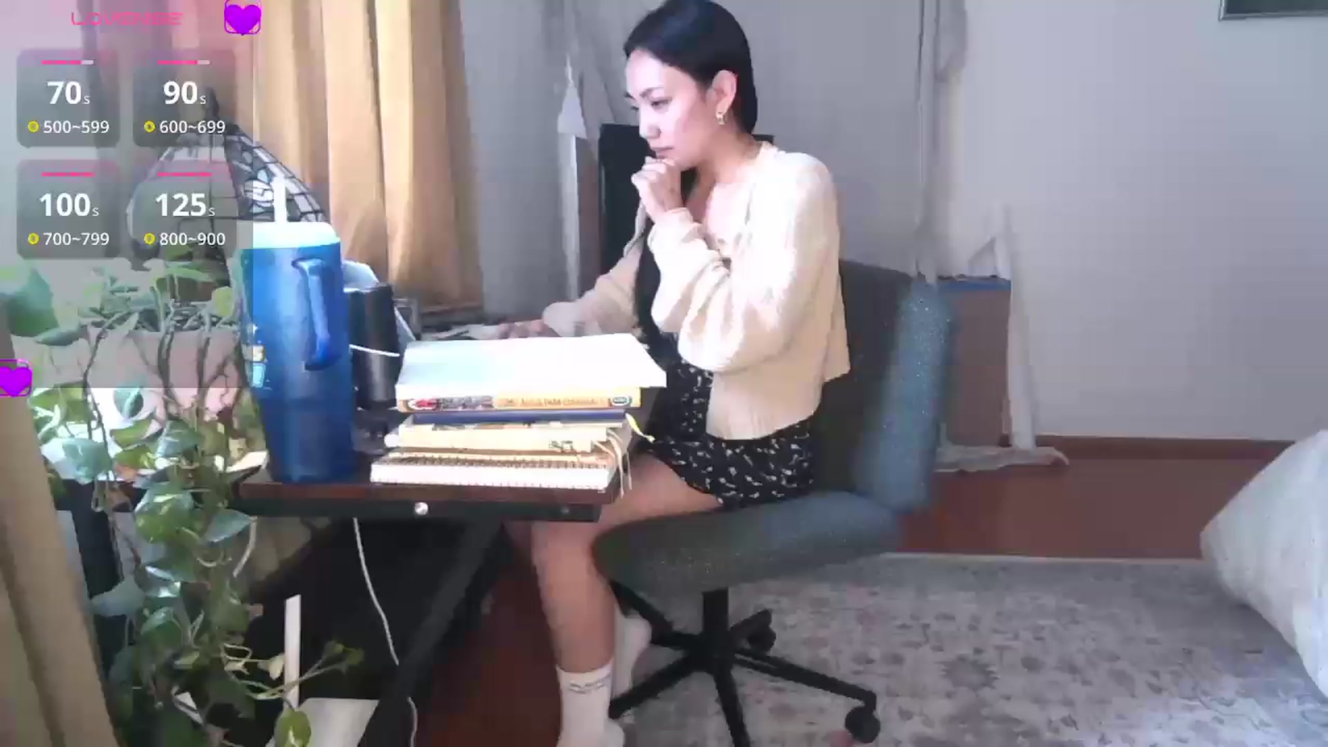Gallery image thumbnail from yumihana__26's myfreecams stream on, 08/27/2026, 15:01 image 12 of 20