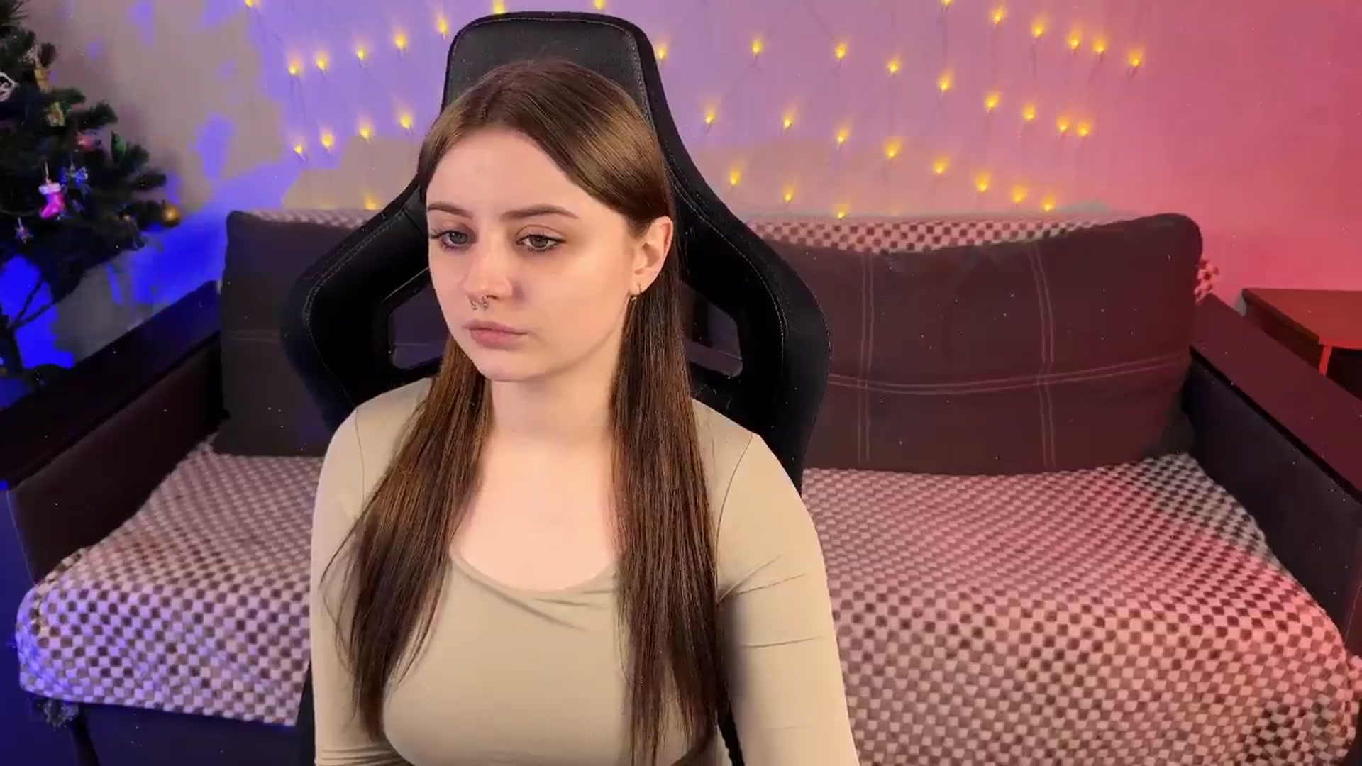 Gallery image thumbnail from yuunalii's myfreecams stream on, 12/30/2024, 11:19 image 13 of 20