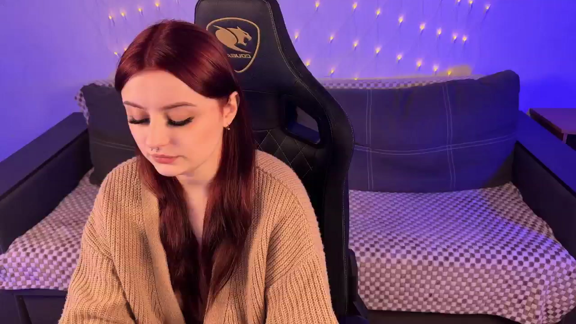 Gallery image thumbnail from yuunalii's myfreecams stream on, 02/02/2025, 12:20 image 6 of 20
