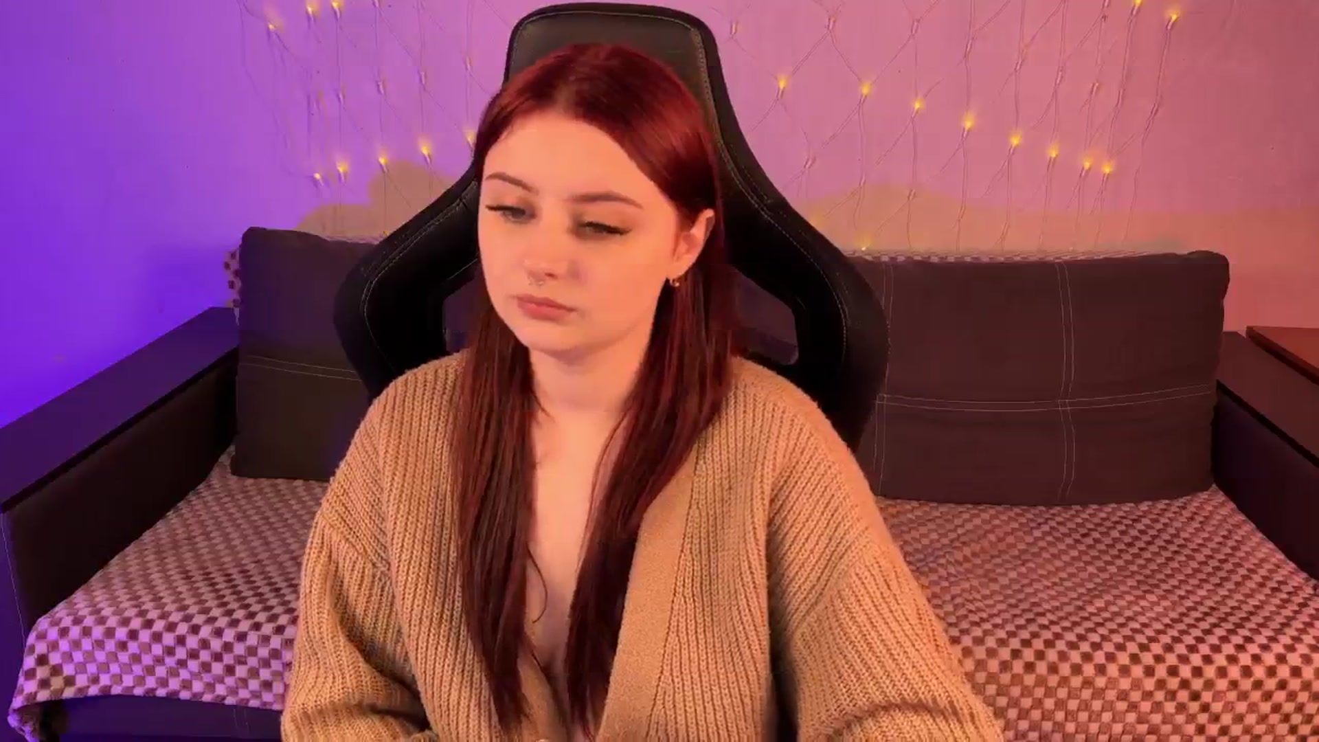 Gallery image thumbnail from yuunalii's myfreecams stream on, 02/08/2025, 12:06 image 12 of 20