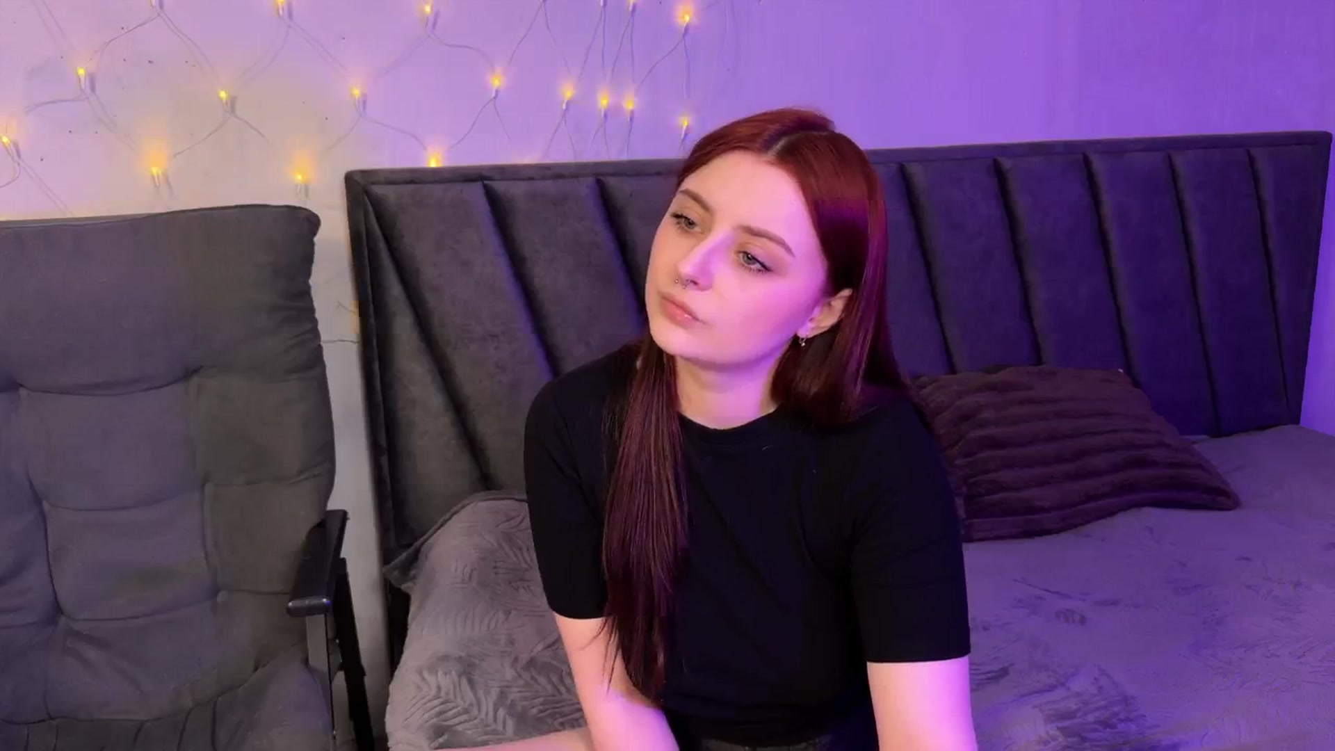 Gallery image thumbnail from yuunalii's myfreecams stream on, 03/03/2025, 11:16 image 19 of 20