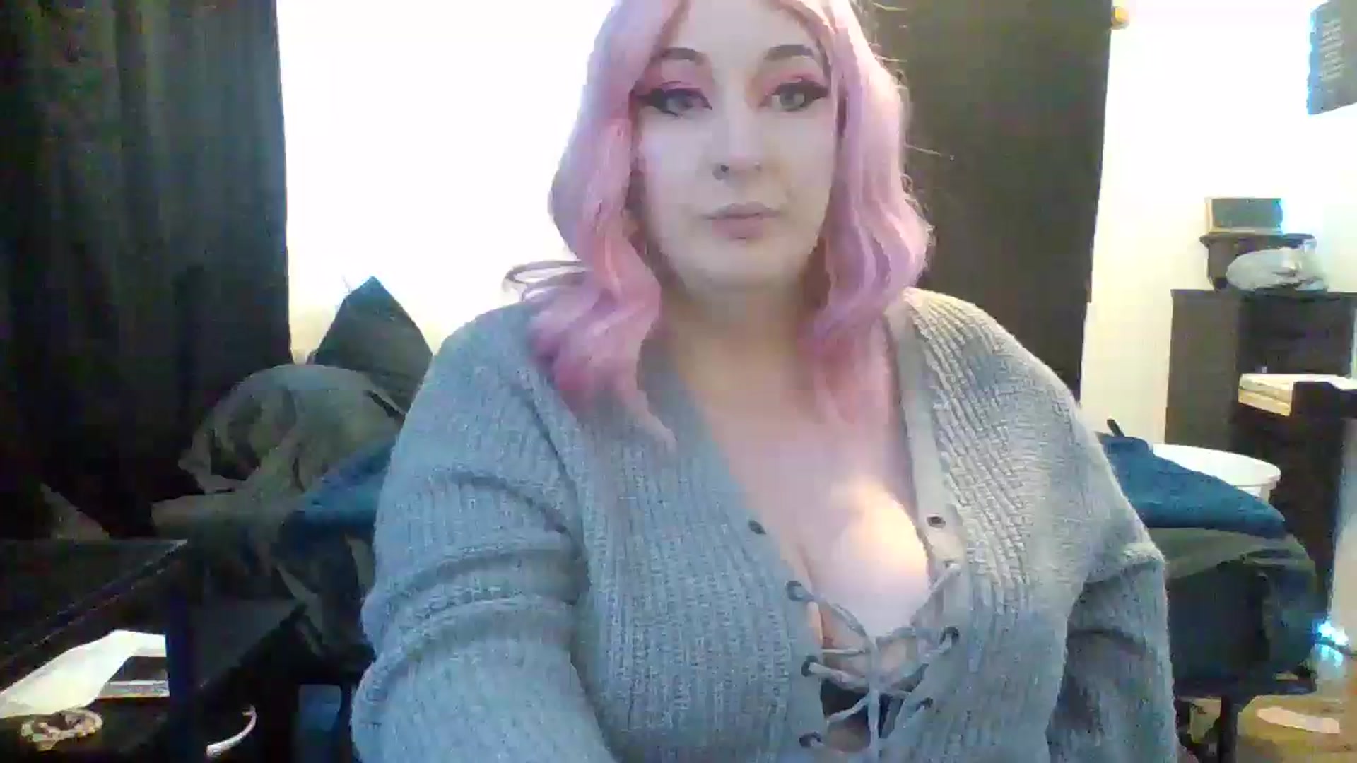 Gallery image thumbnail from zalina's myfreecams stream on, 02/16/2025, 06:44 image 14 of 20
