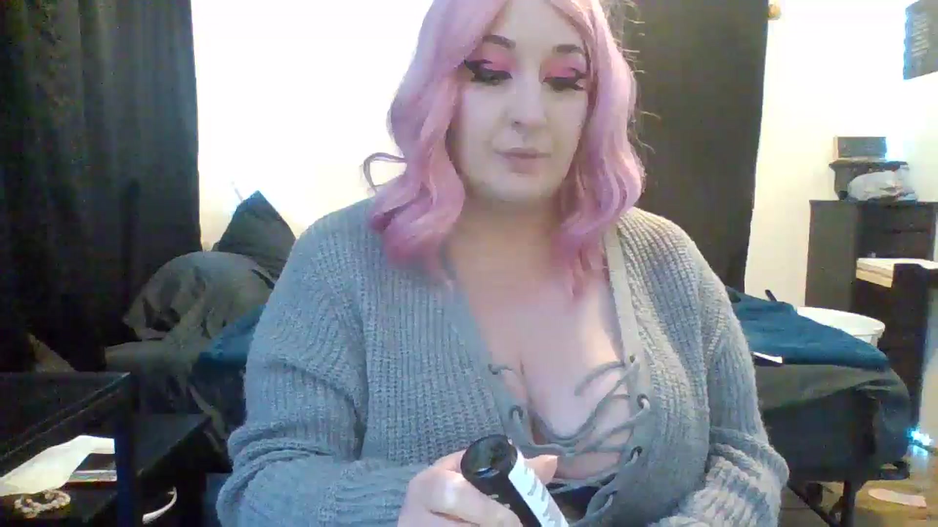 Gallery image thumbnail from zalina's myfreecams stream on, 02/16/2025, 06:44 image 9 of 20