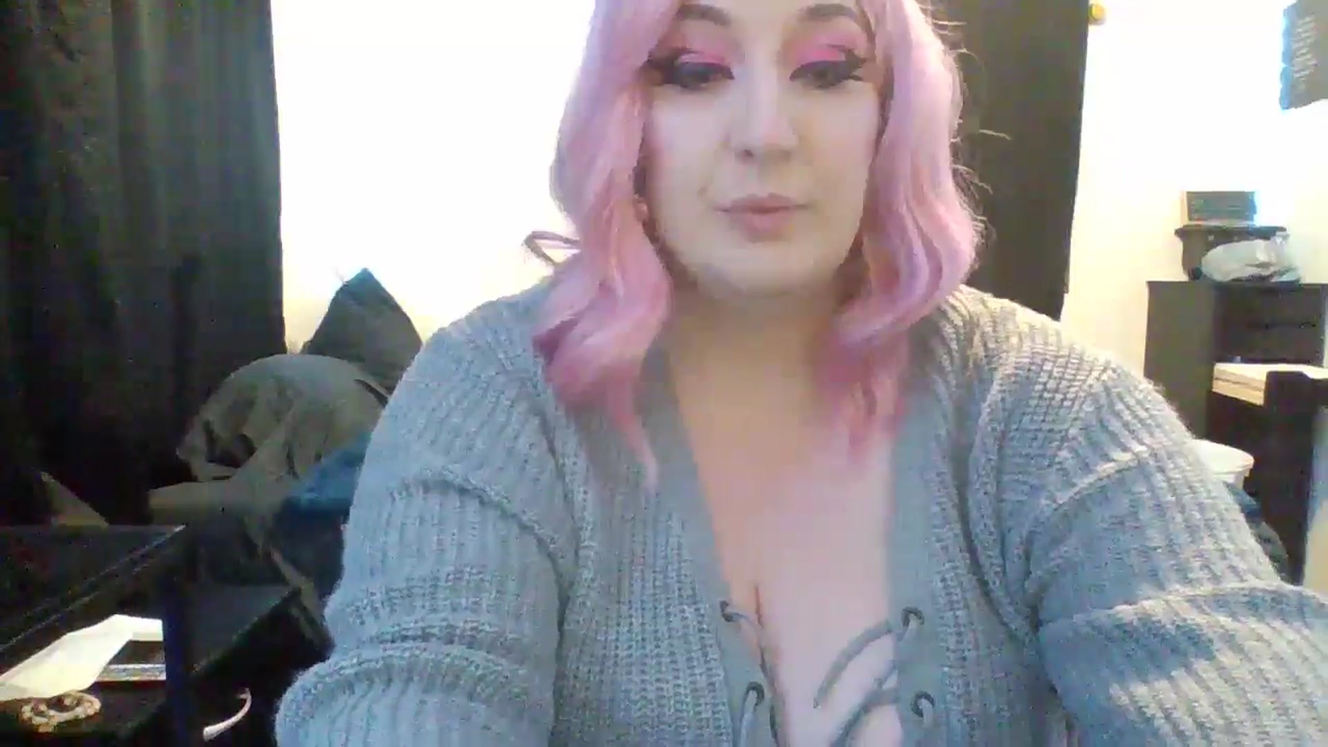 Gallery image thumbnail from zalina's myfreecams stream on, 02/16/2025, 06:44 image 10 of 20