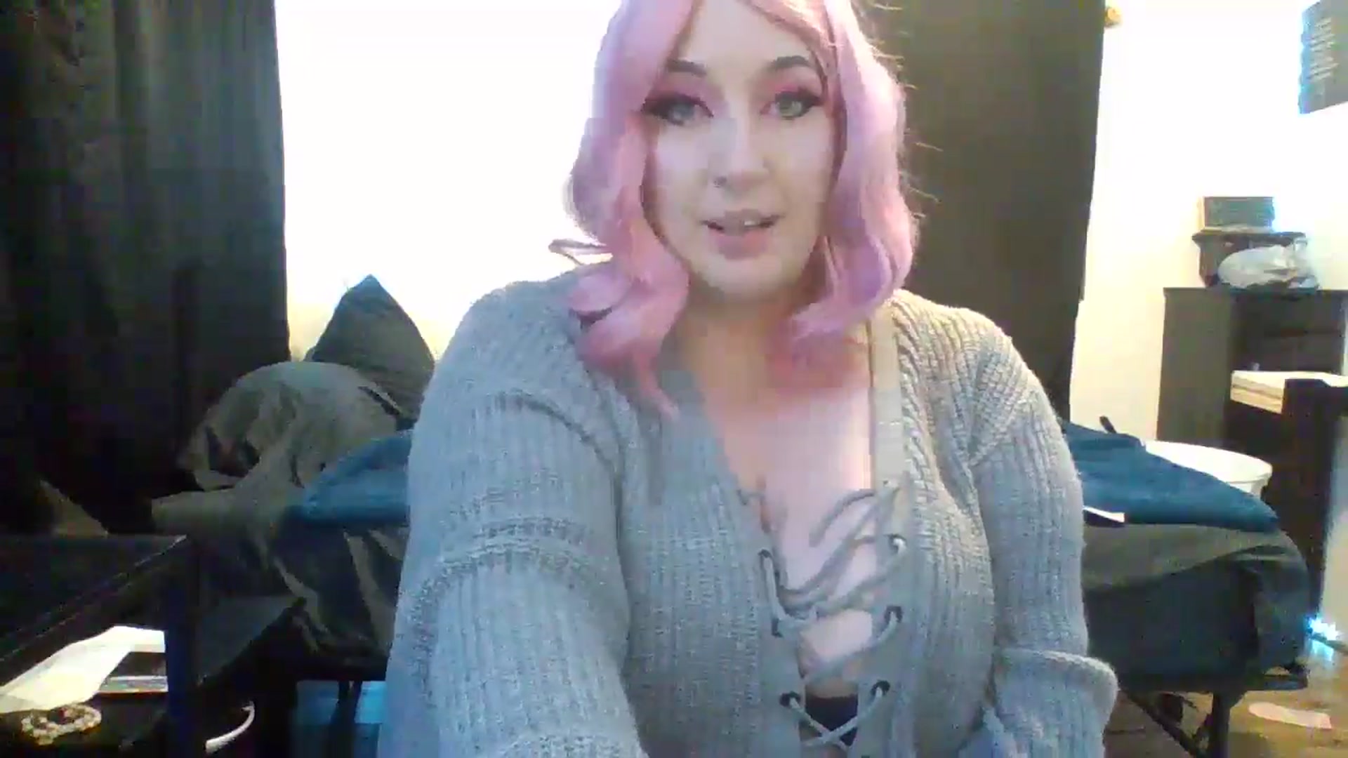 Gallery image thumbnail from zalina's myfreecams stream on, 02/16/2025, 06:44 image 11 of 20