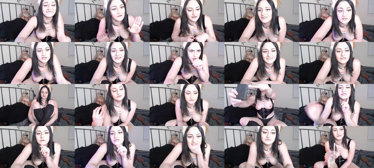 Intrntfoxgirl-MFC-202211090155_m.jpg