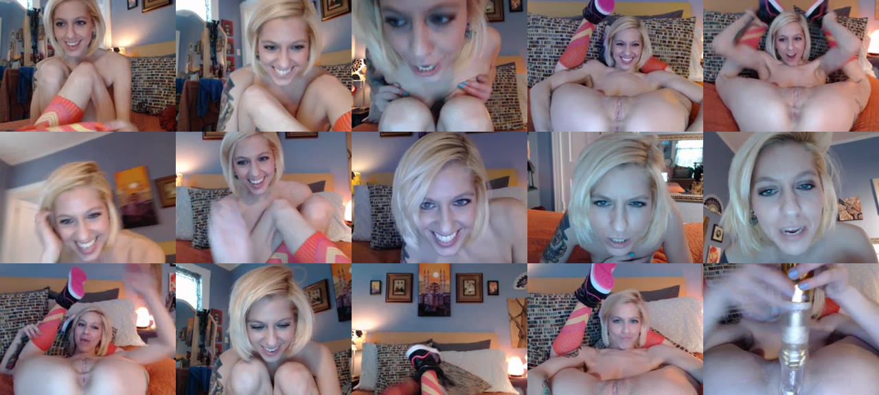 SexyLittleE-MFC-201601302125_m.jpg