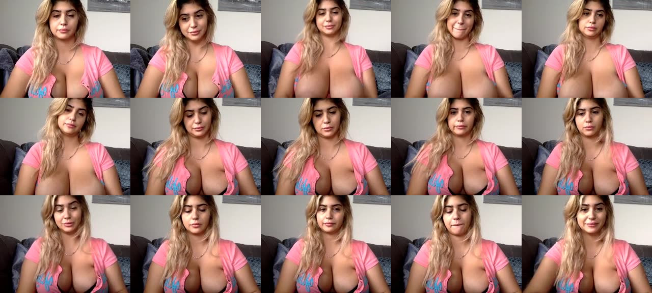 NoraCharm-MFC-201905311810_m.jpg