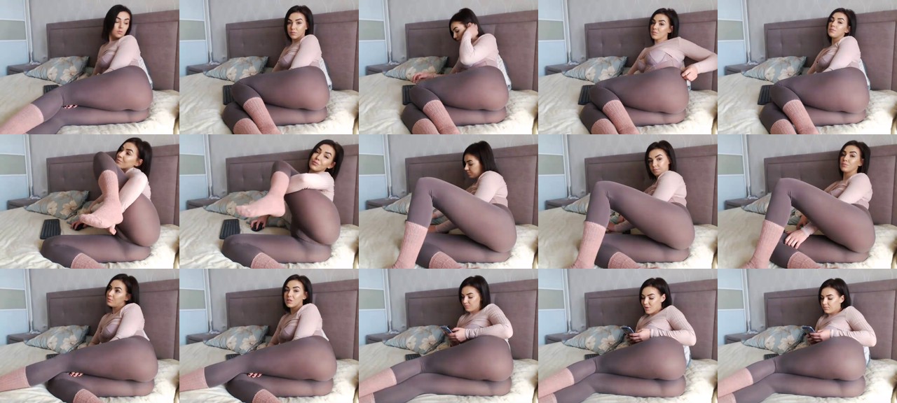 MissNelly_-MFC-202001041247_m.jpg