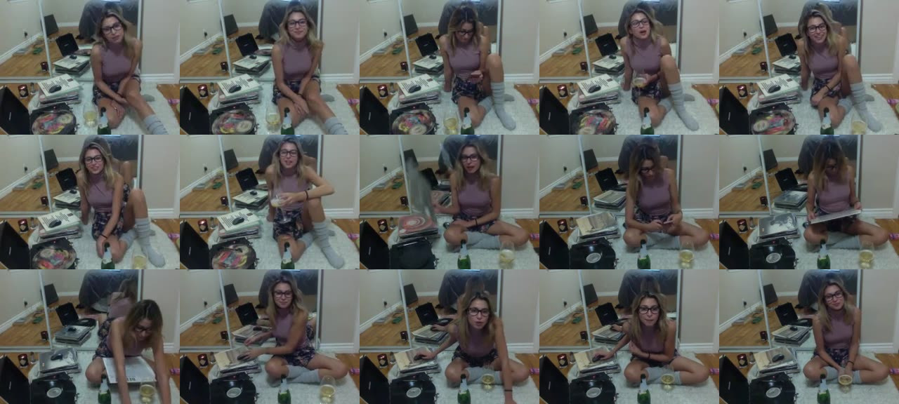 PrincessKyara-MFC-201812220340_m.jpg