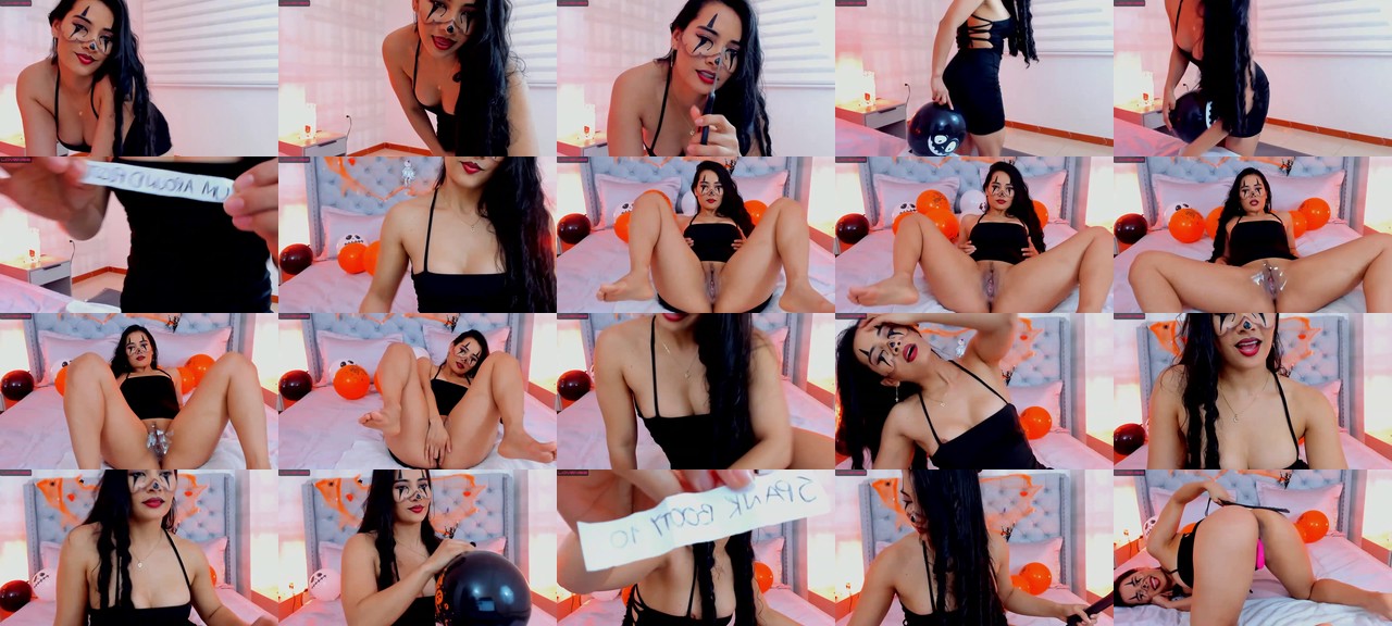 Julie__Moon-MFC-202210302300_m.jpg