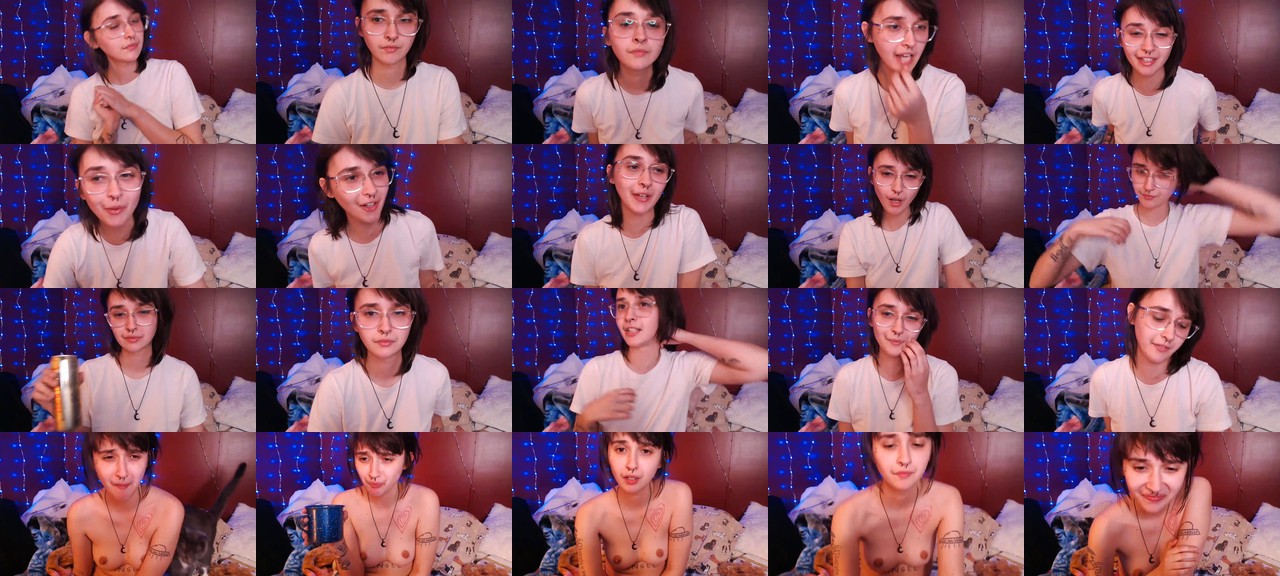 sickgrrl-MFC-202102102330_m.jpg