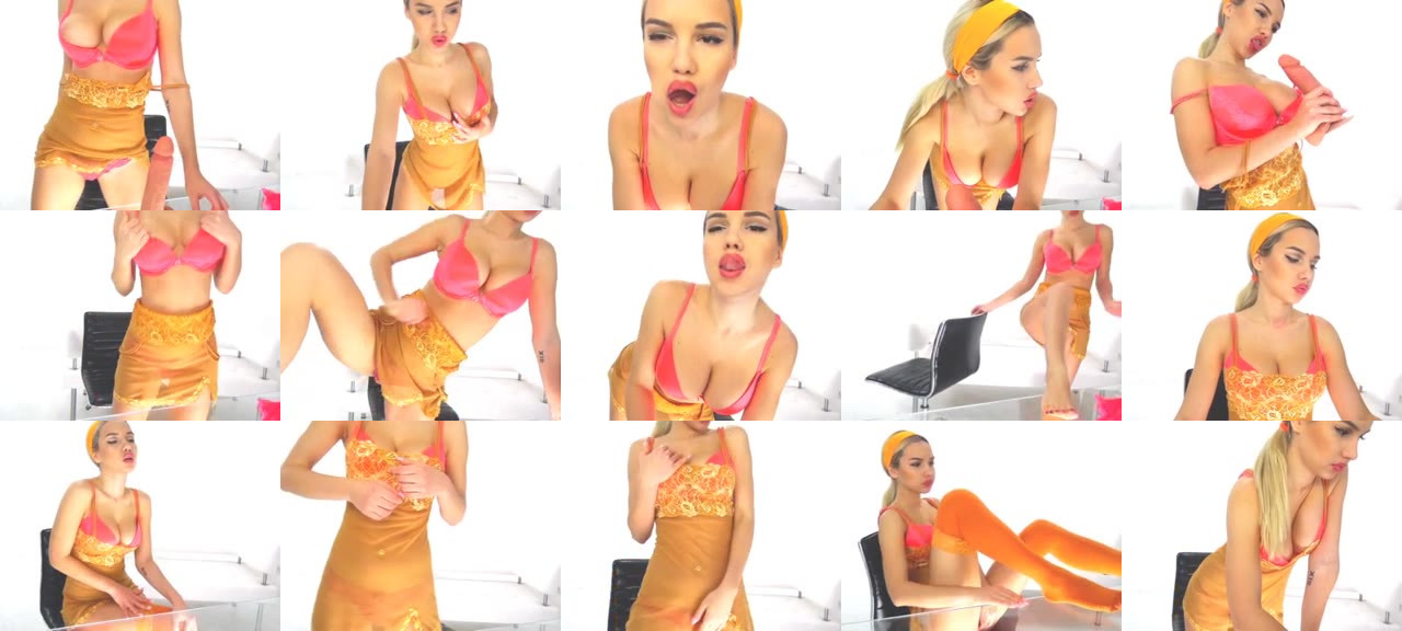 LisaCummm-MFC-201710301302_m.jpg