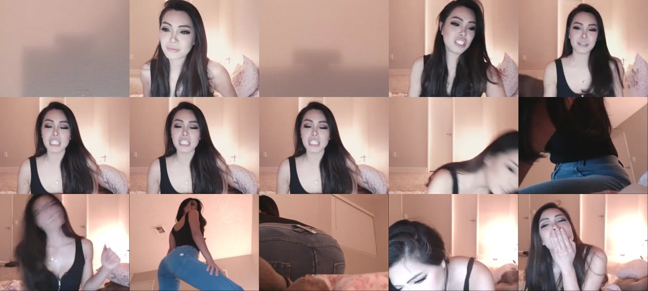Lil_Piglet-MFC-201904290454_m.jpg