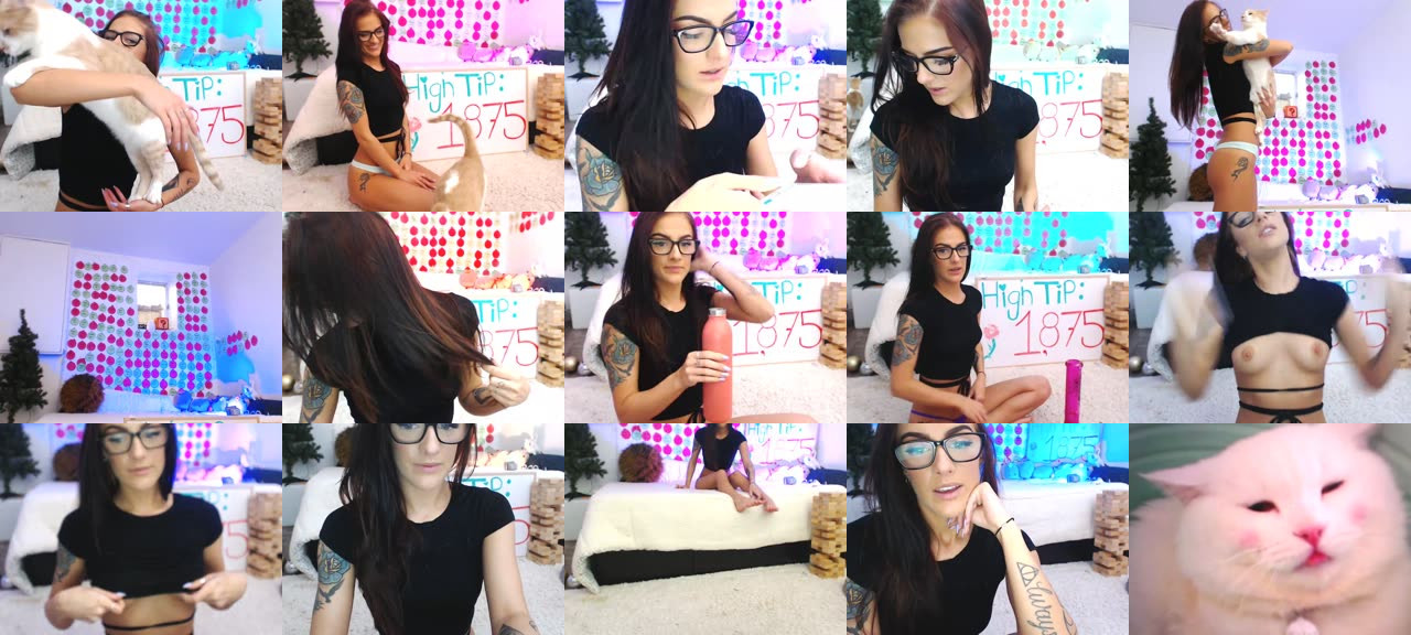 EmilyTokes-MFC-201712101948_m.jpg