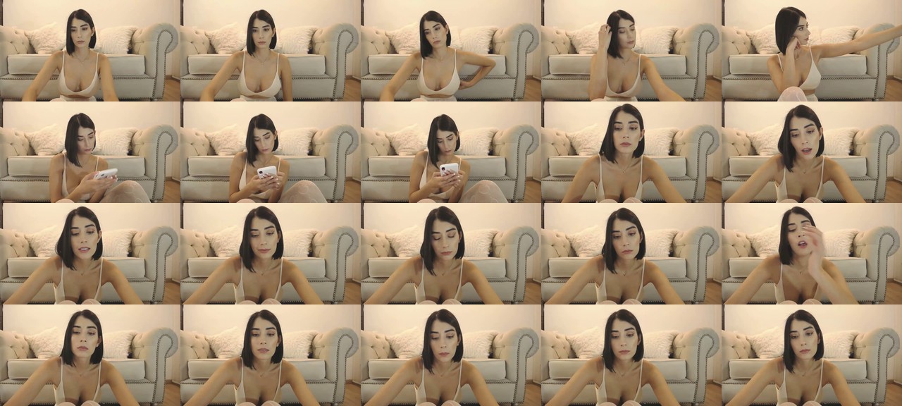 Lana_red-MFC-202110070111_m.jpg