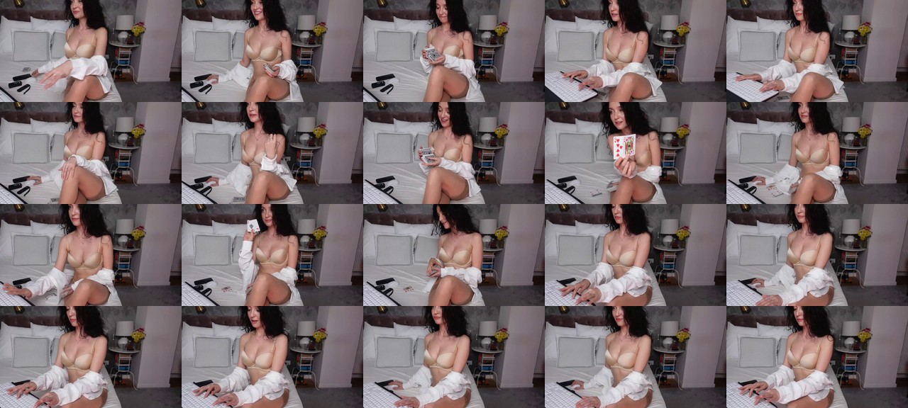 FoxyLarysa-MFC-202204271830_m.jpg