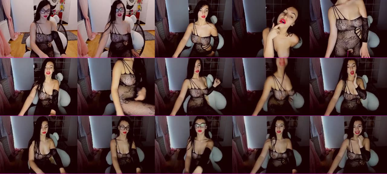 TinyKissable-MFC-201812160545_m.jpg