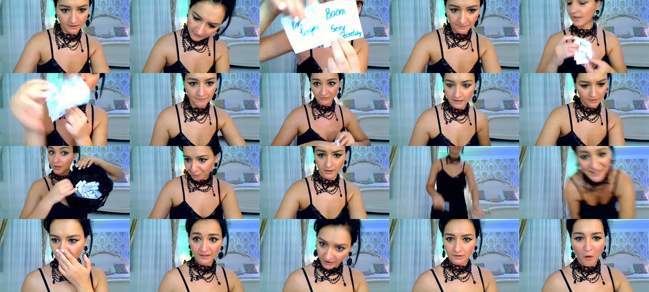 AmeliaNaked-MFC-202209180502_m.jpg