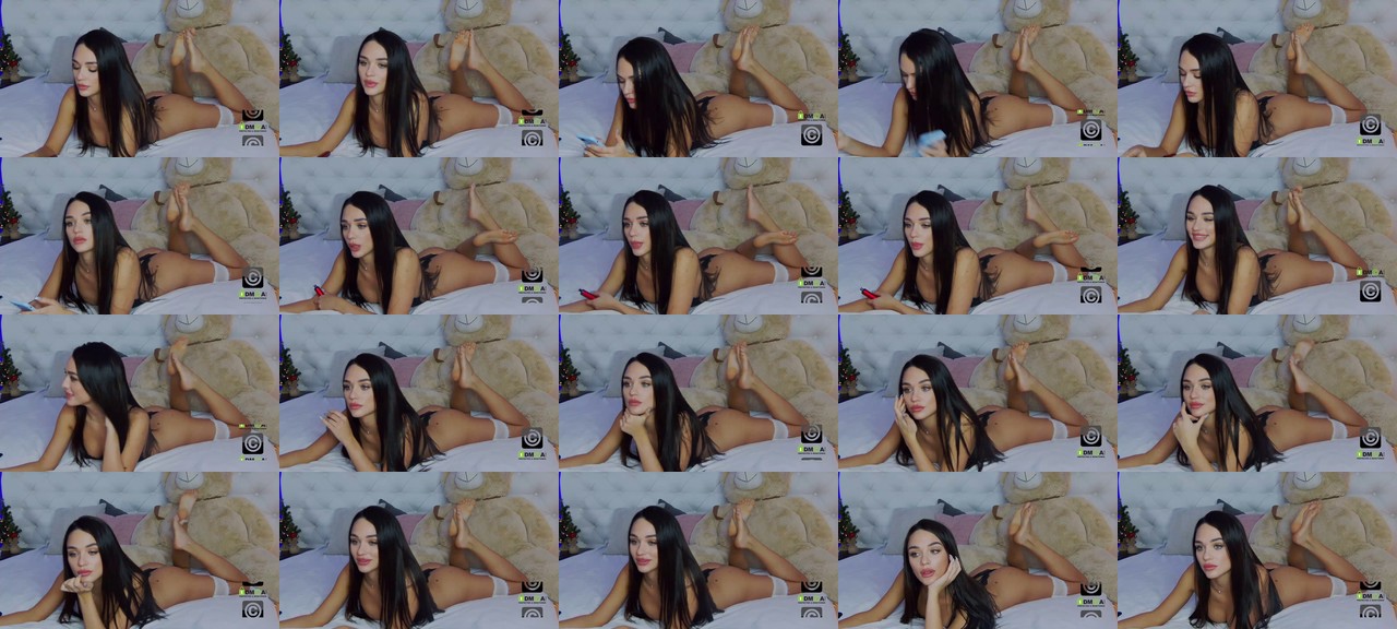Megg_Milligun-MFC-202112121830_m.jpg