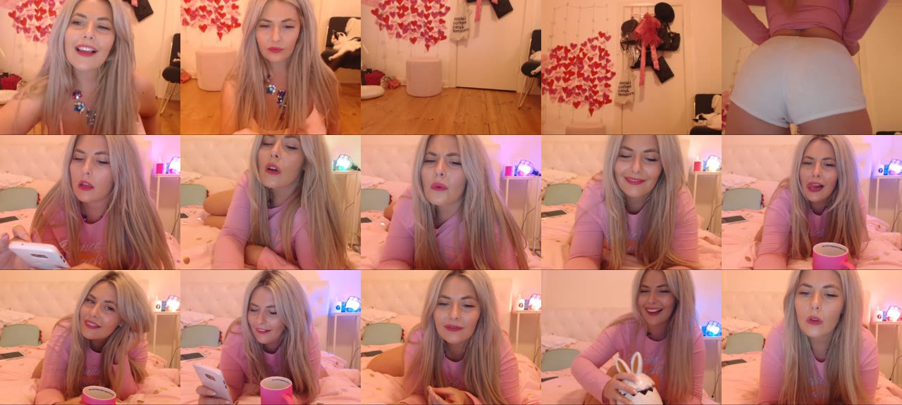 CozmicGirl-MFC-201803121042_m.jpg