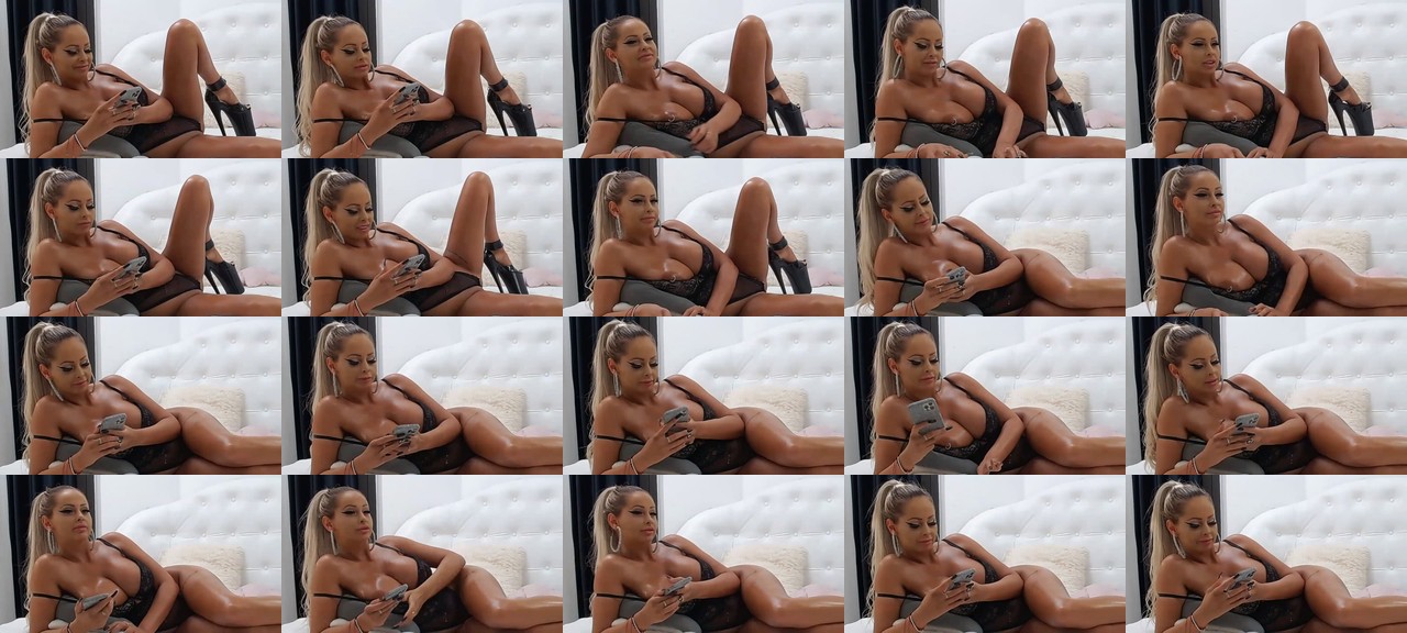 MelanieLexxx-MFC-202203301834_m.jpg