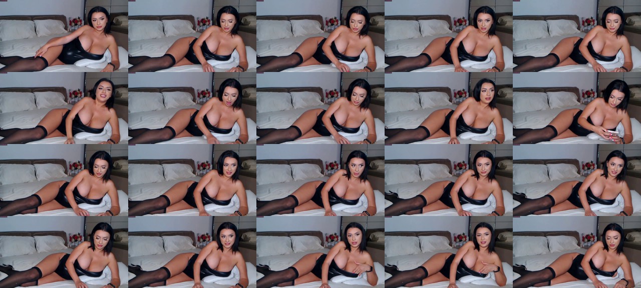 Busty_Cristal-MFC-202207102139_m.jpg