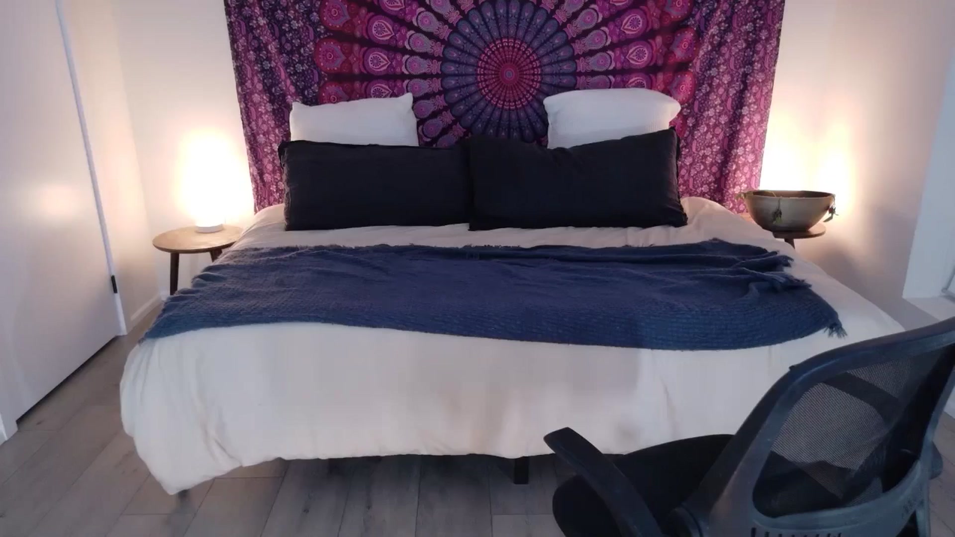 eh1_Scarlett video thumbnail