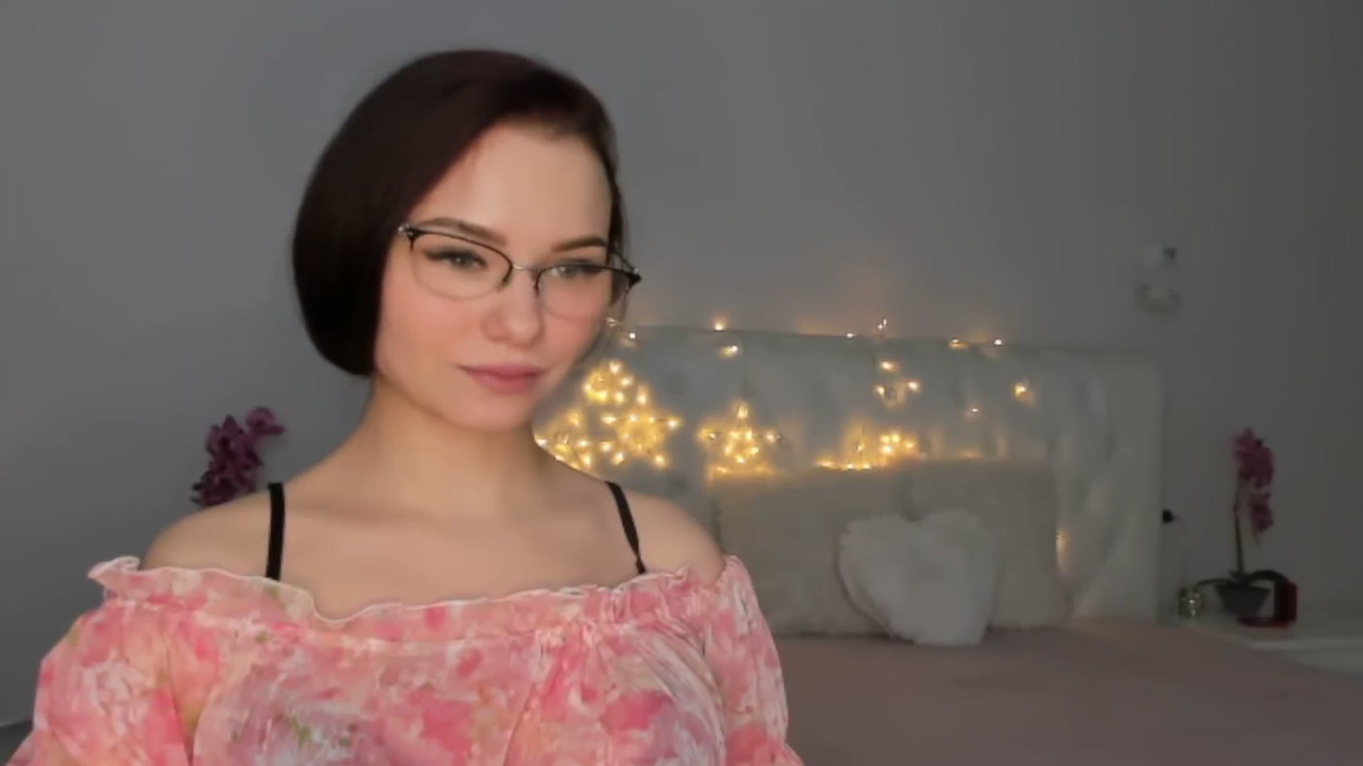 Angieerosee video thumbnail