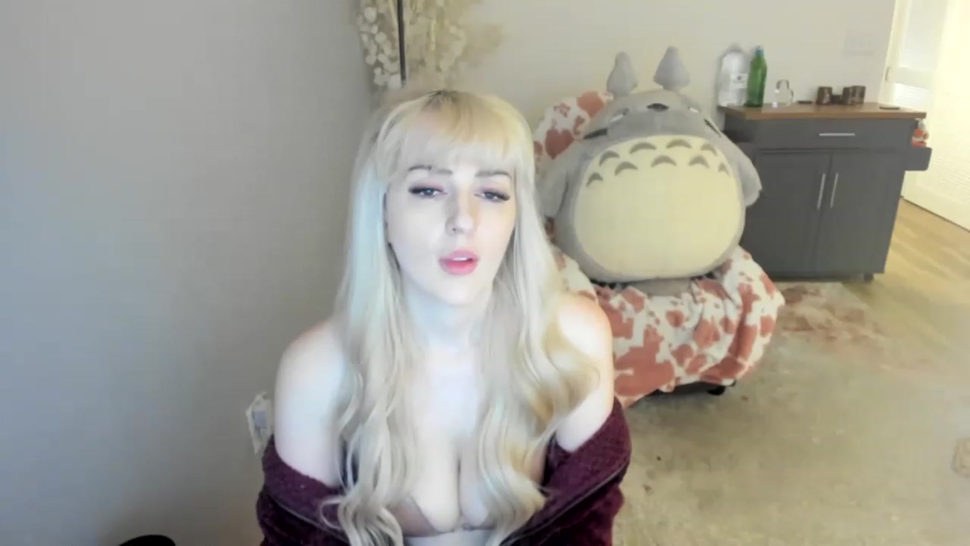 MilkCuckDomme video thumbnail