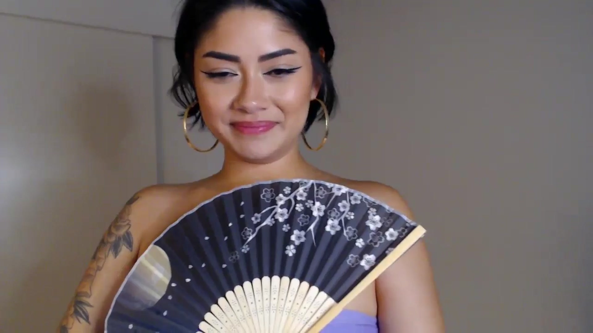 YourGoddessLu video thumbnail