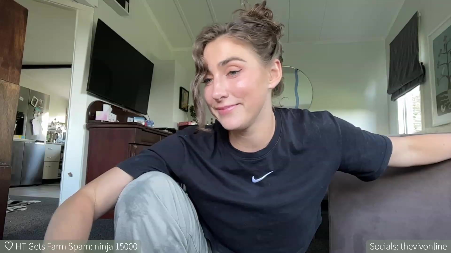 HelloViv video thumbnail