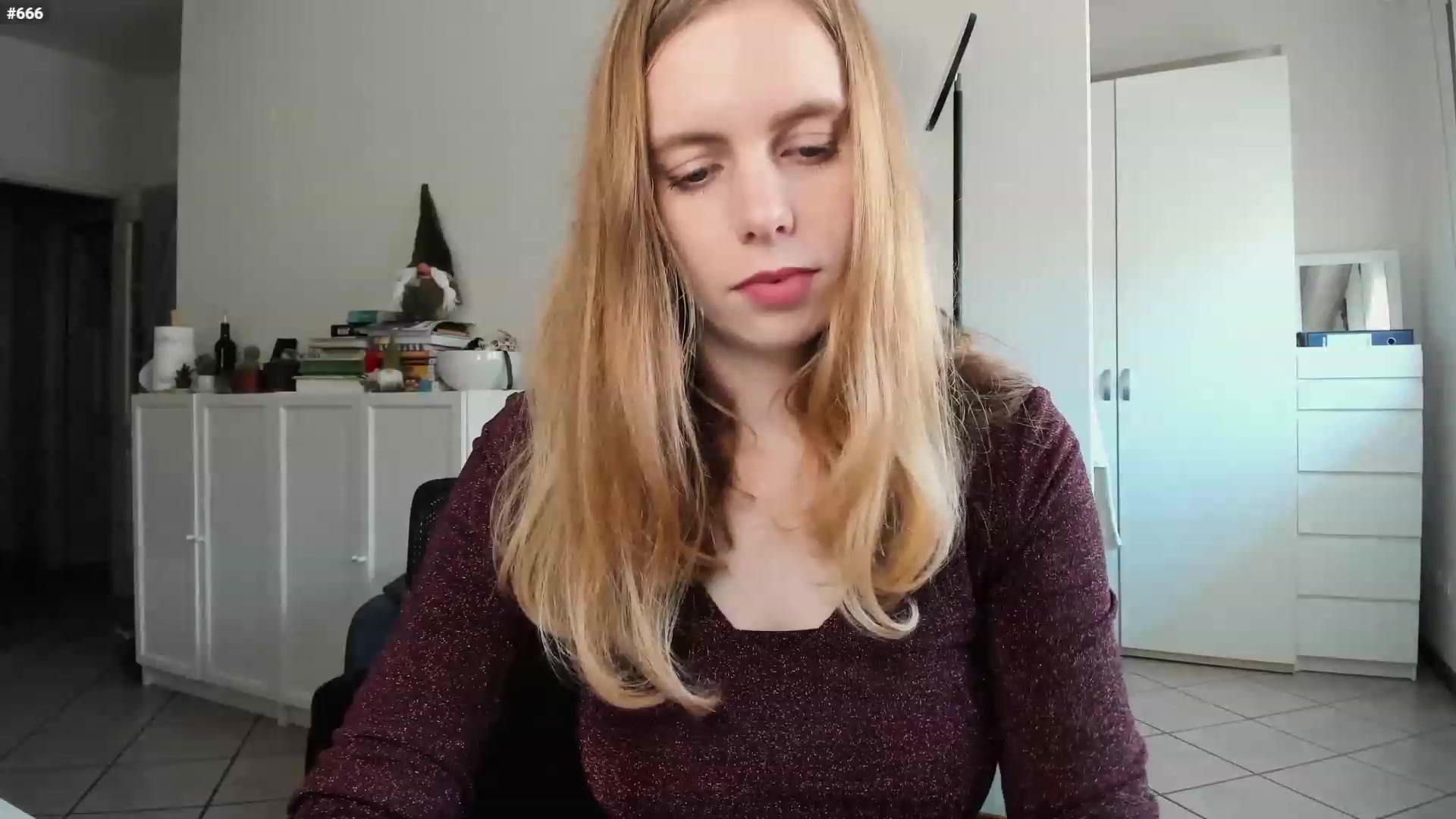 Personage video thumbnail