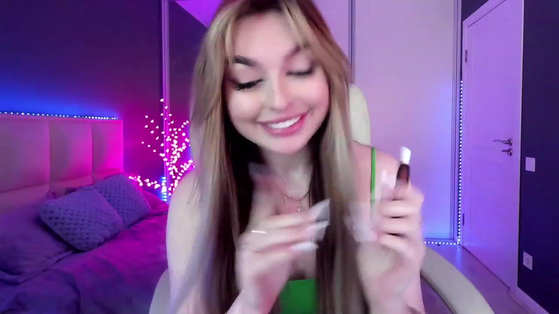 DancingBabyy video thumbnail