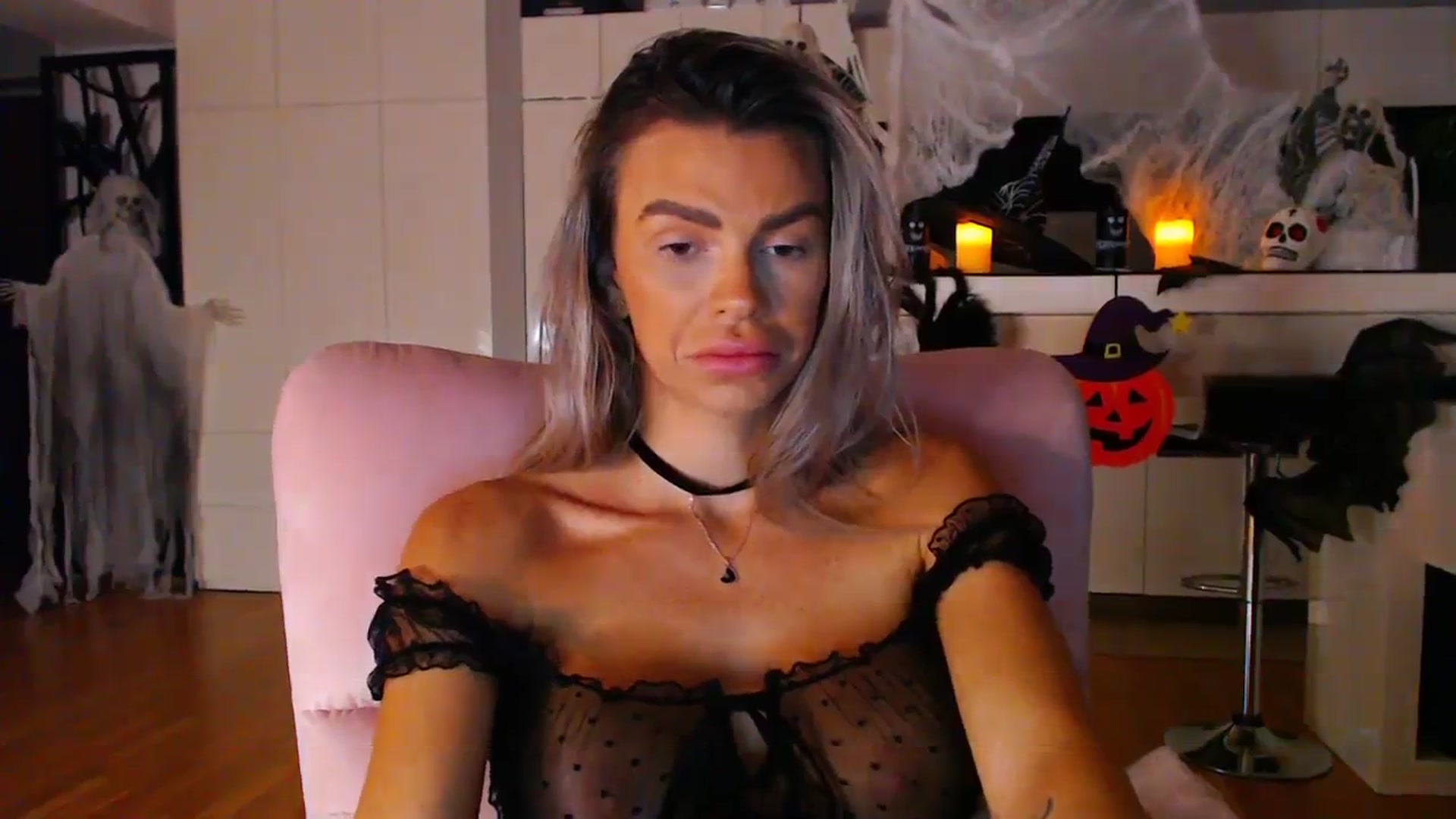 D_y_y video thumbnail
